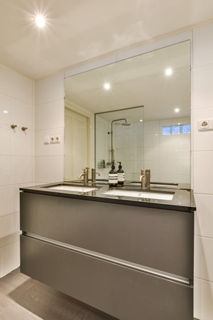 Medium property photo - Knollendamstraat 4-3, 1013 TN Amsterdam